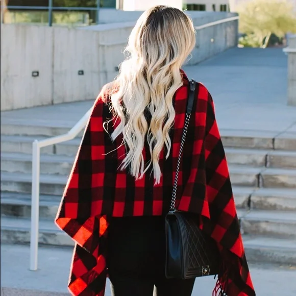 Madewell Red Cape Scarf In Buffalo Check - Picture 5 of 8